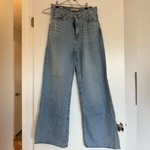 LEVIS Wide Leg Ribcage  light wash
